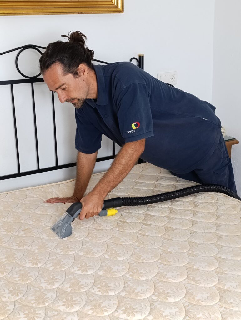 Limpieza de colchones en Granada